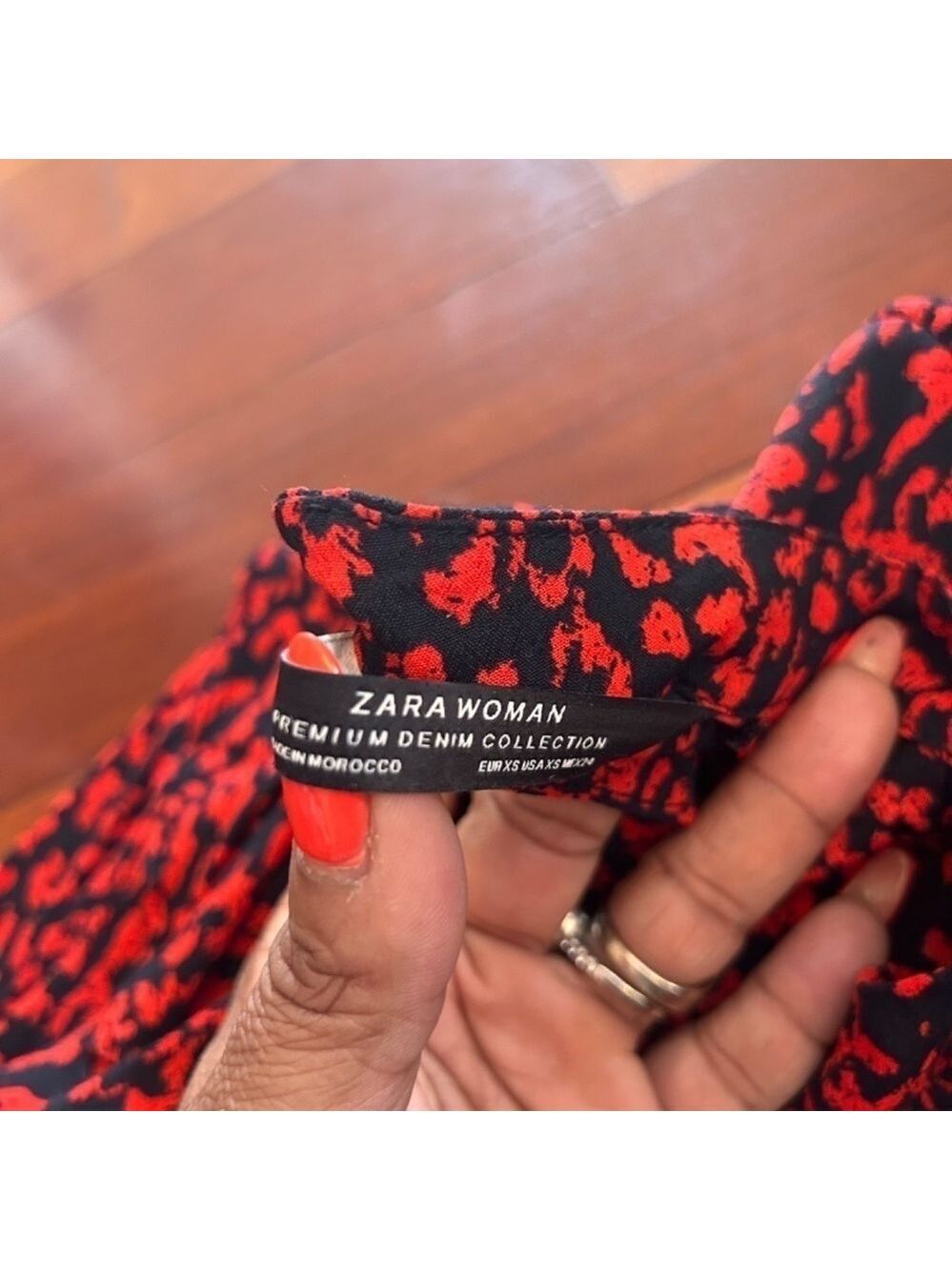 Zara Women 100% Viscose Tiered Red Black Ruffle Dress Sz XS Zip&Button Closure - Picture 6 of 8